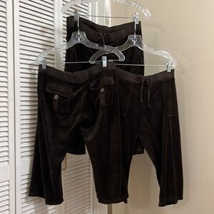 1 left Juicy Couture Black Cropped Pants